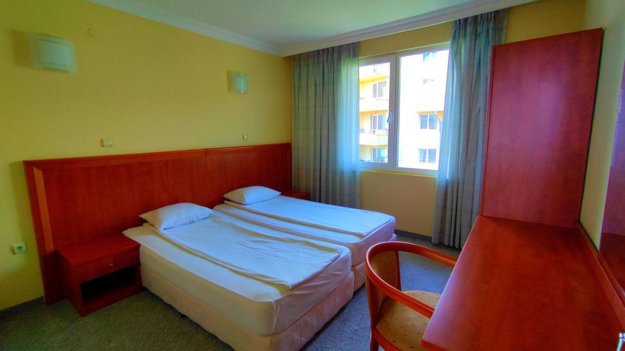 Hotel Consul Sveti Vlas Exterior photo